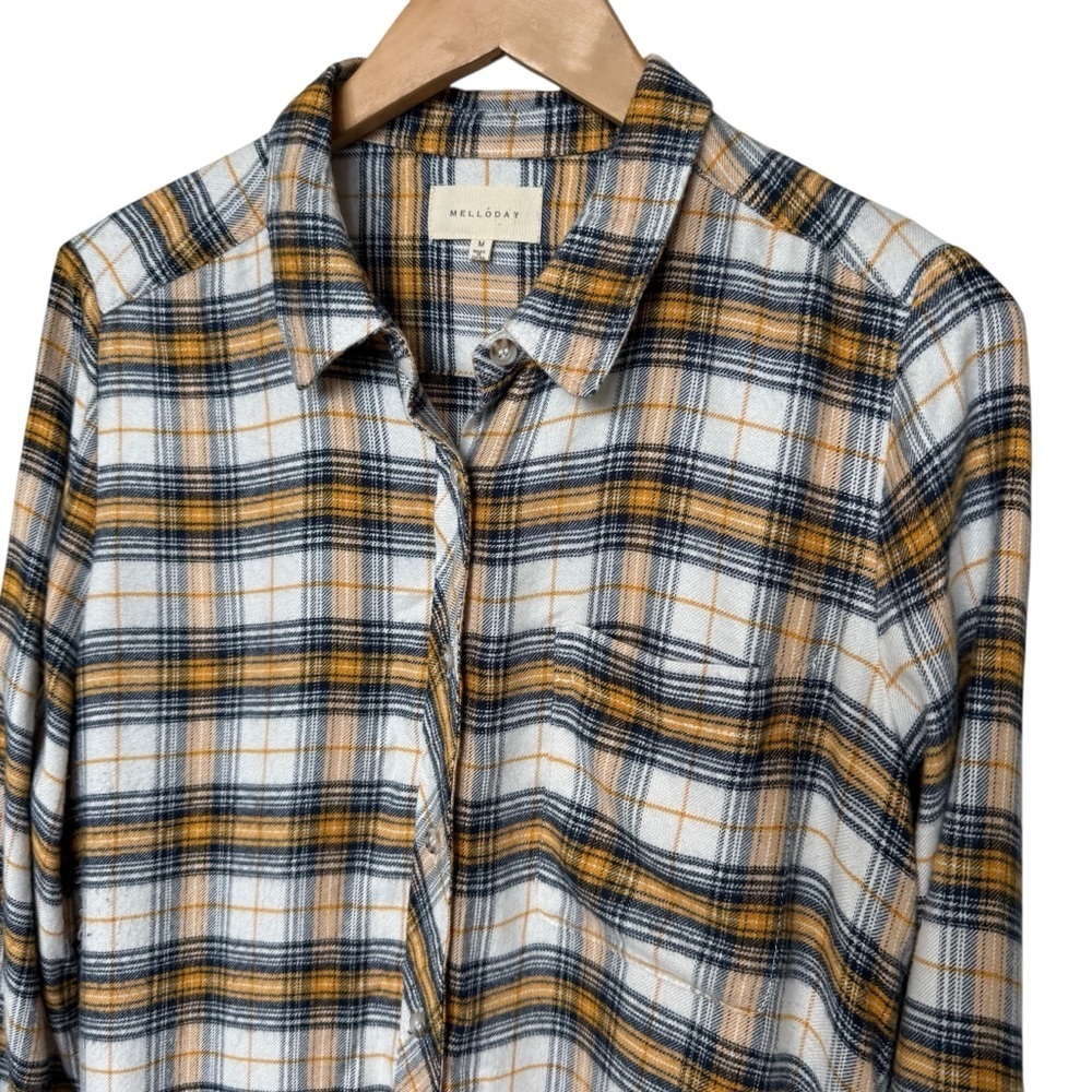 Melloday Women's Plaid Button-Up Shirt Multicolor Size M Long Sleeve Soft Fabric